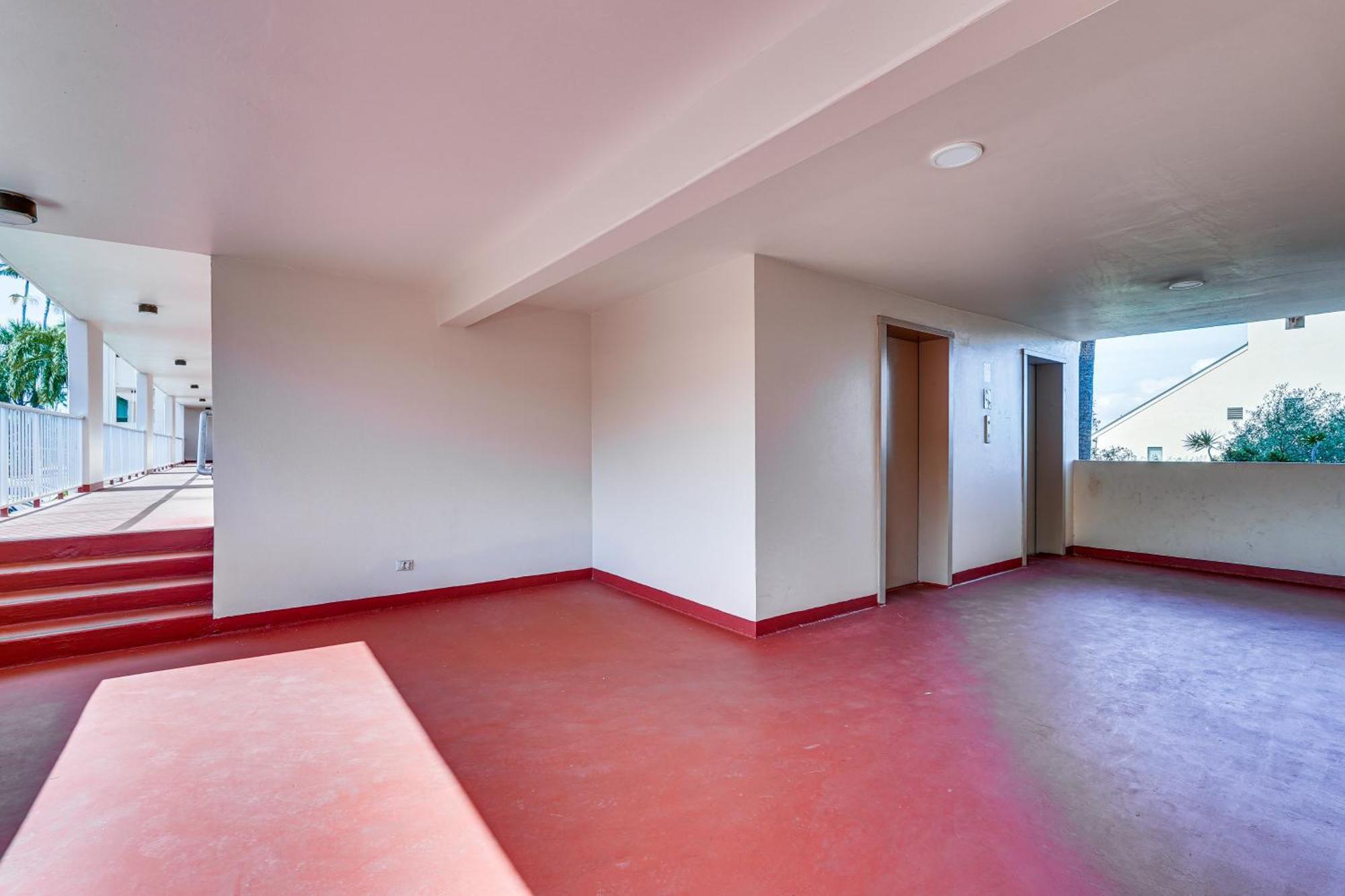 Kailua-Kona Condo With Balcony Walk To The Beach! المظهر الخارجي الصورة