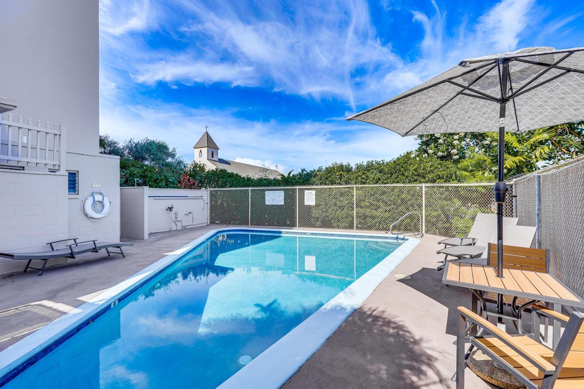 Kailua-Kona Condo With Balcony Walk To The Beach! المظهر الخارجي الصورة