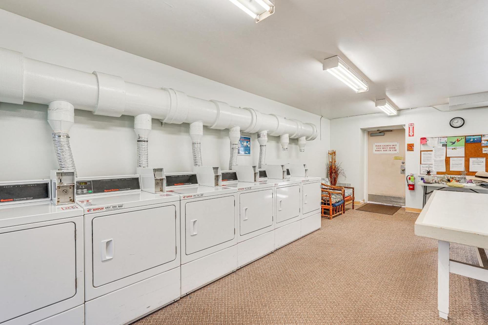 Kailua-Kona Condo With Balcony Walk To The Beach! المظهر الخارجي الصورة