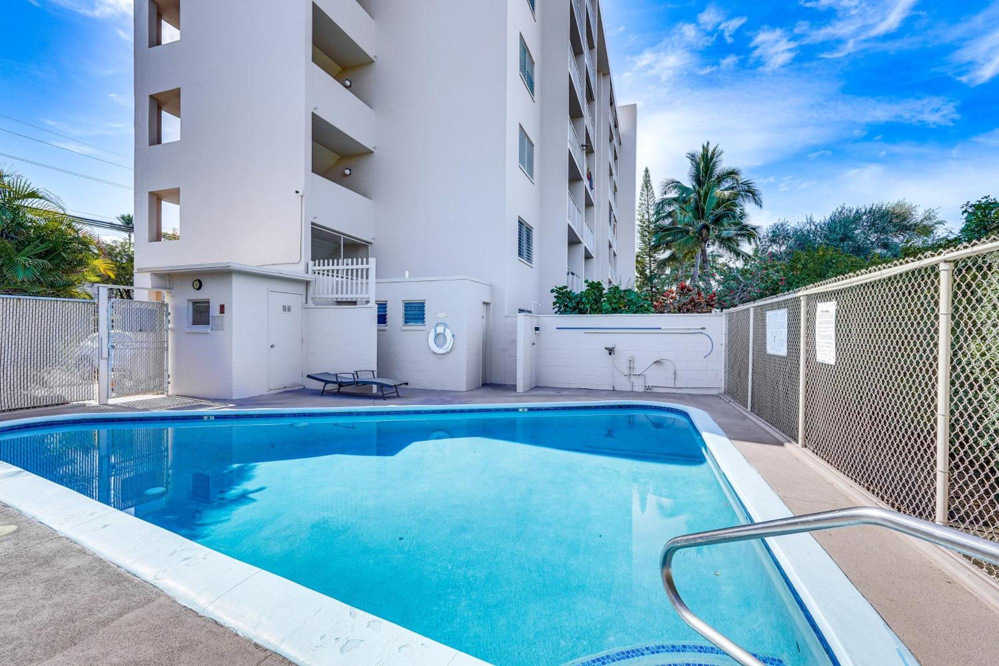 Kailua-Kona Condo With Balcony Walk To The Beach! المظهر الخارجي الصورة